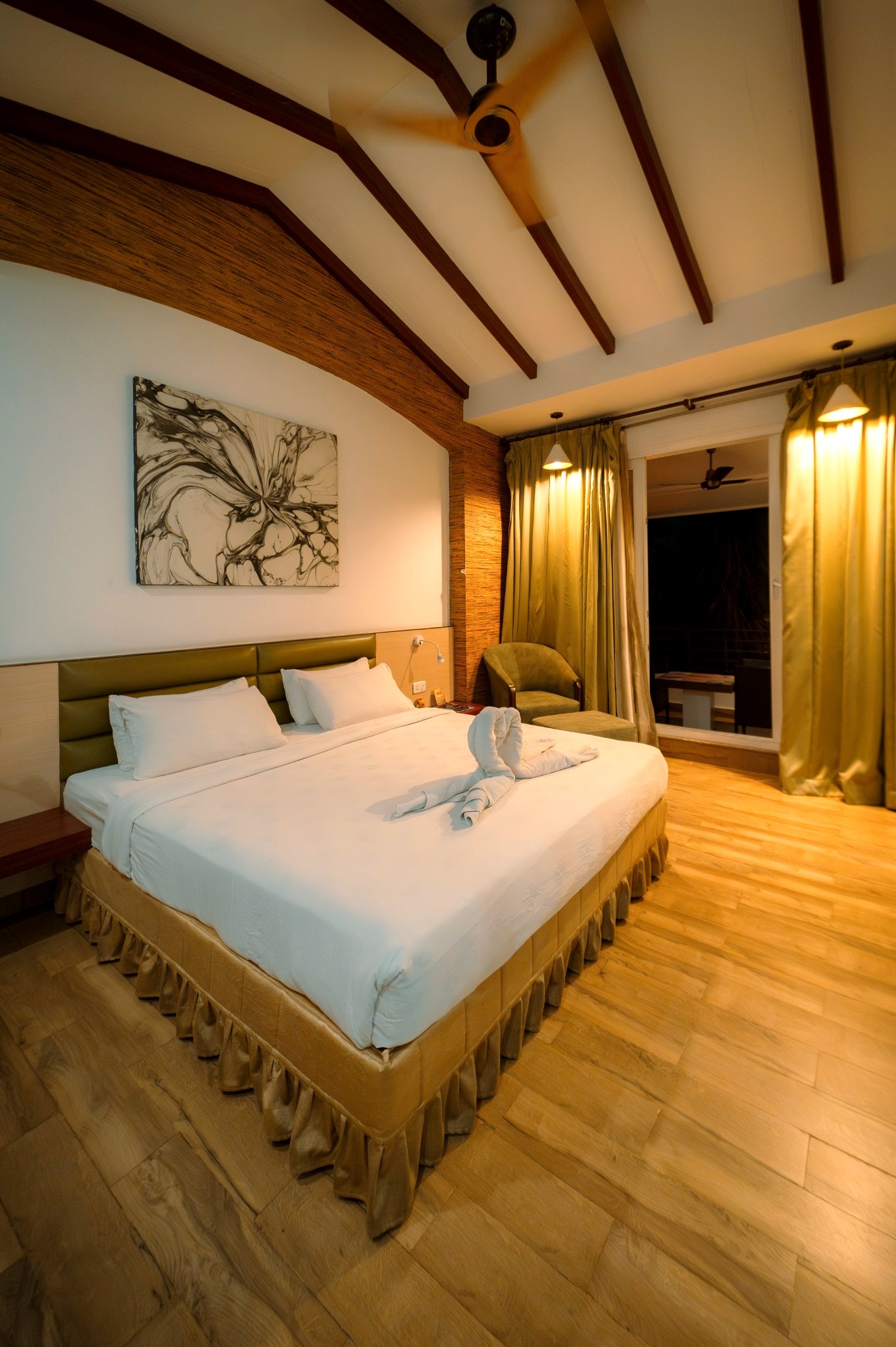 Royal Club Room interior detail