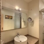 Royal Club Bathroom